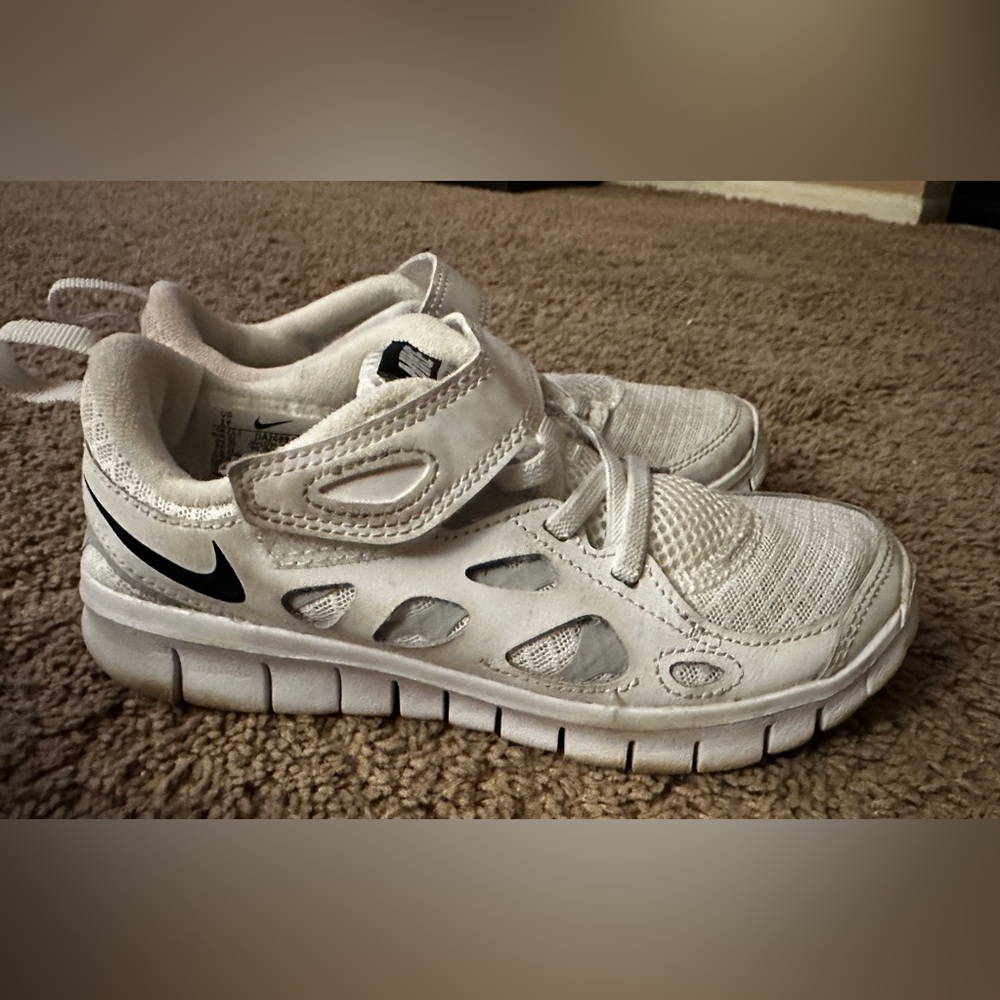 Size 1y Nike sneaker lot